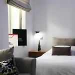 Fresh Boutique Hotel 3*