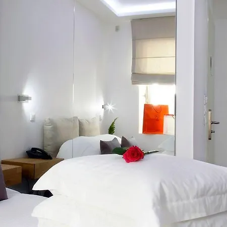 Fresh Boutique Hotel 3*
