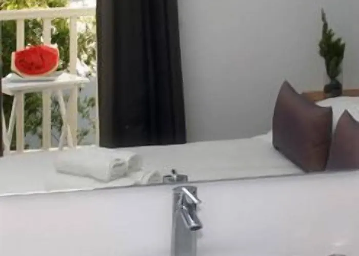 Fresh Boutique Отель